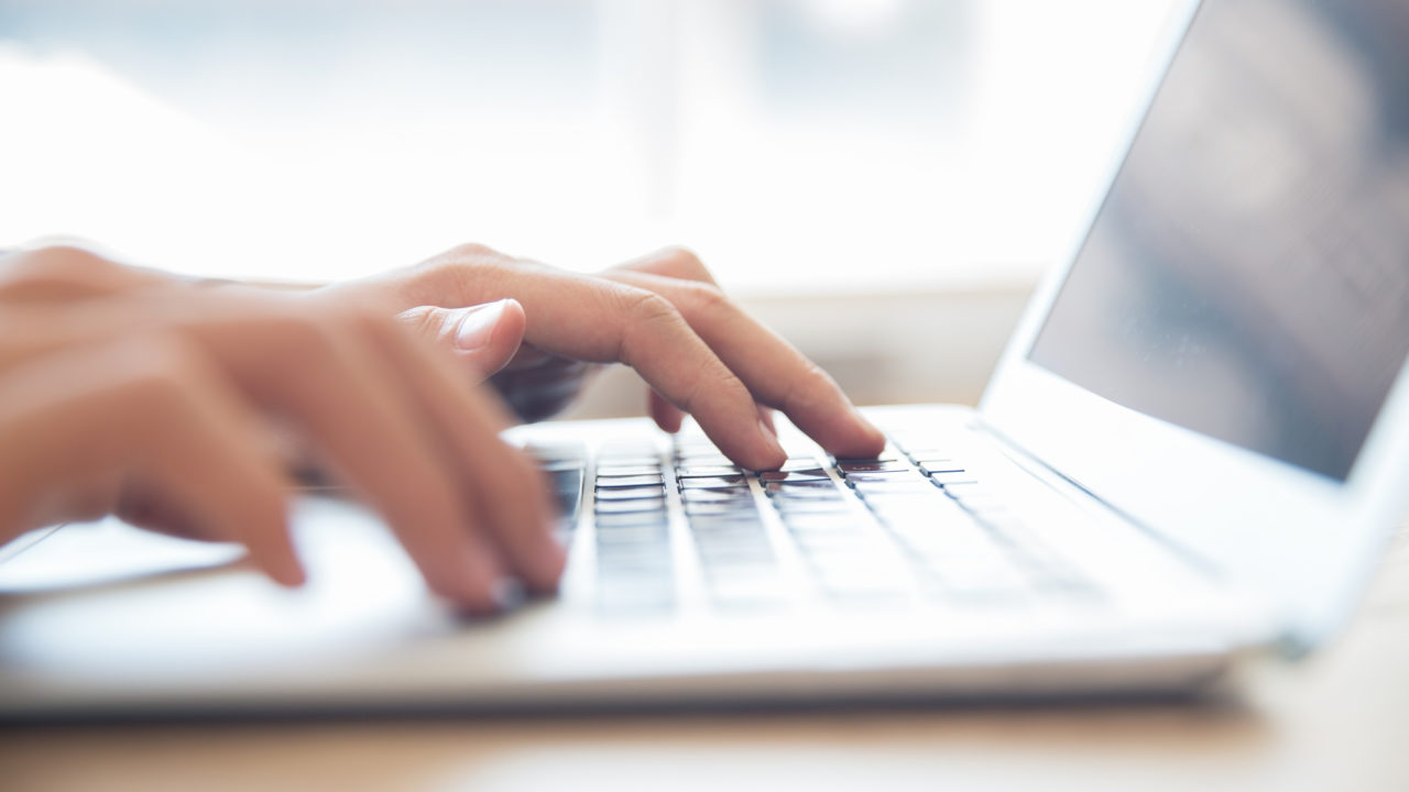 Quels sont les risques pour le Salarié critiquant l’entreprise sur les réseaux sociaux?